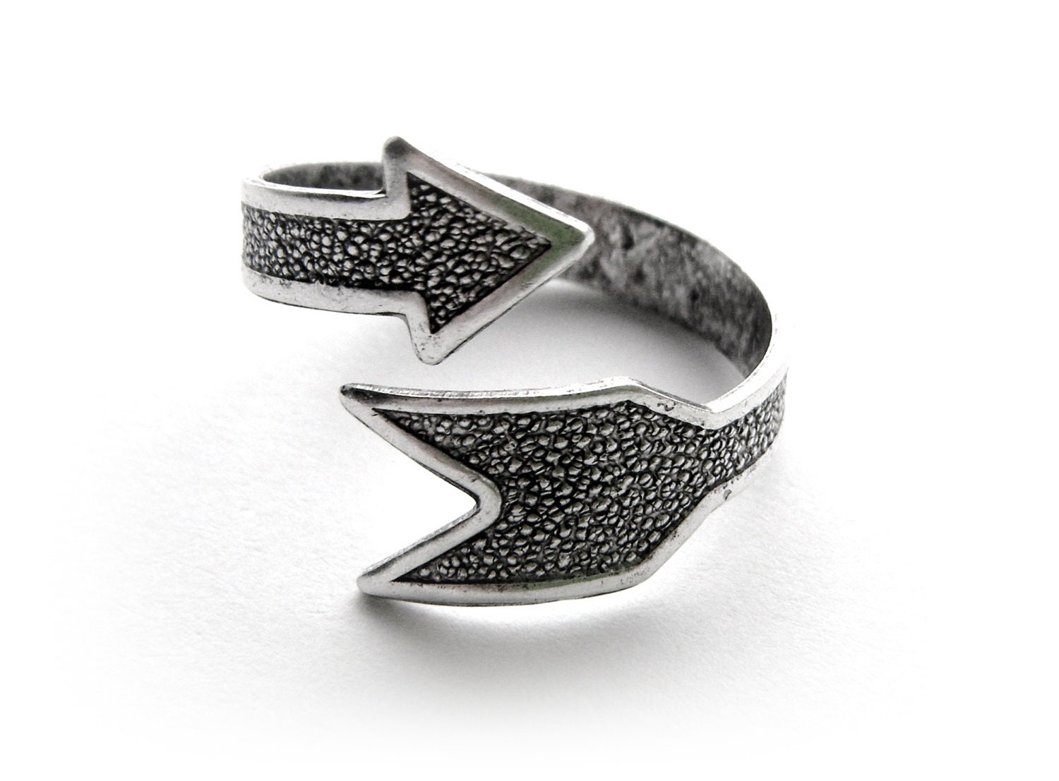 1 - Arrow Ring Adjustable - Antique Silver Ox Brass Finish - SOX Jewelry (BE00)