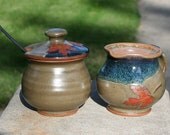 Stoneware Cream and Sugar Set