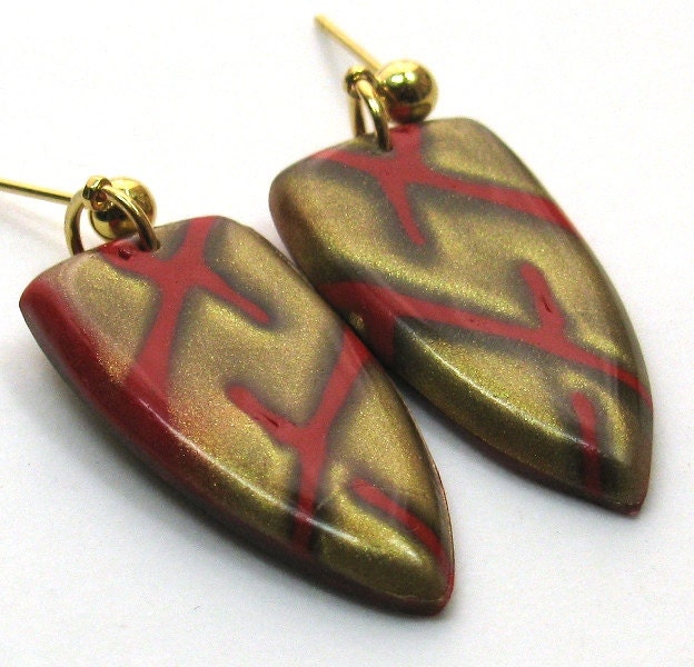 Earrings red gold graphic bold shield