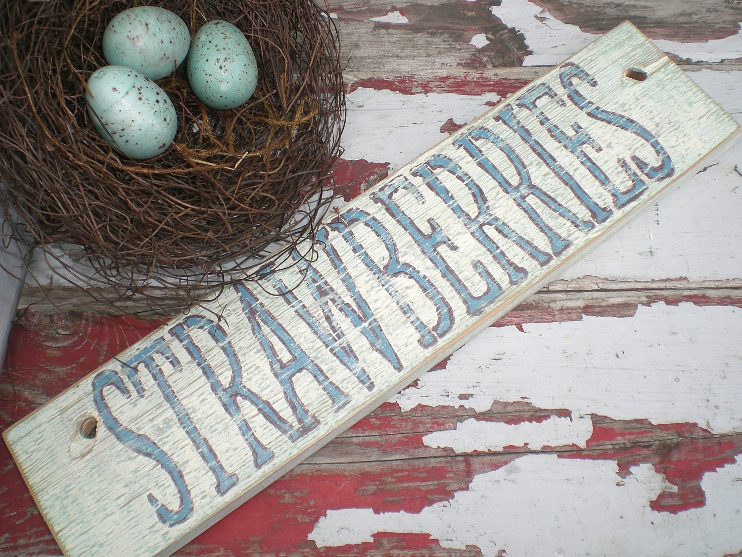 Garden sign,Strawberries Sign,Farmhouse Decor,Repurposed, Reclaimed Wood,Painted Wood Sign,Kitchen art