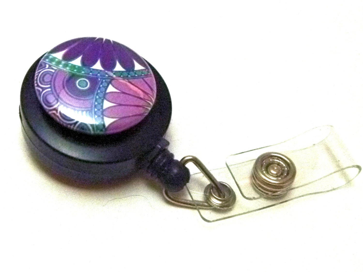 Your CHOICE Magnetic Interchangeable BADGE Reel set (black) with clip- retractable - comes with a set of 6 toppers