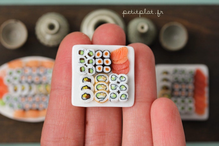 Miniature Sushi Plate - 1/12 dollhouse miniature