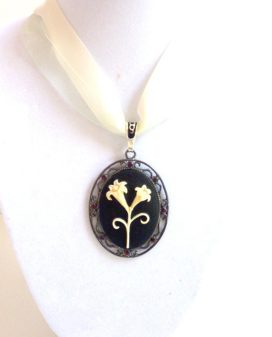 White Lily Pendant Necklace, Cameo Pendant Necklace, Vintage Inspired Pendant, Double Flower, Ribbon Necklace, White on Black, Easter