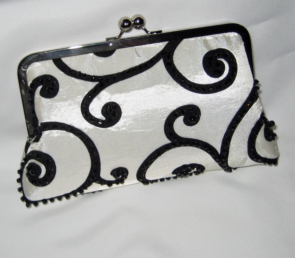 NEW  Eliana Crystals Clutch Purse
