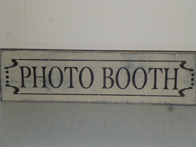 PHOTO BOOTH SIGN / Wedding photo booth sign / Party photo booth sign / shabby chic photo booth sign / hand painted wood sign