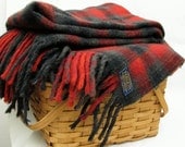 Vintage Pendleton Tartan Plaid Warm Wool Blanket Lake House decor Green Red LARGE
