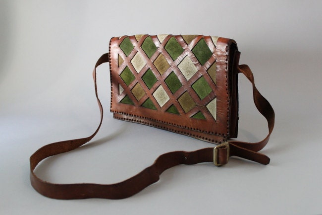 Vintage 70s Bag / 1970s Leather Cross Body Bag / Suede Shoulder Bag