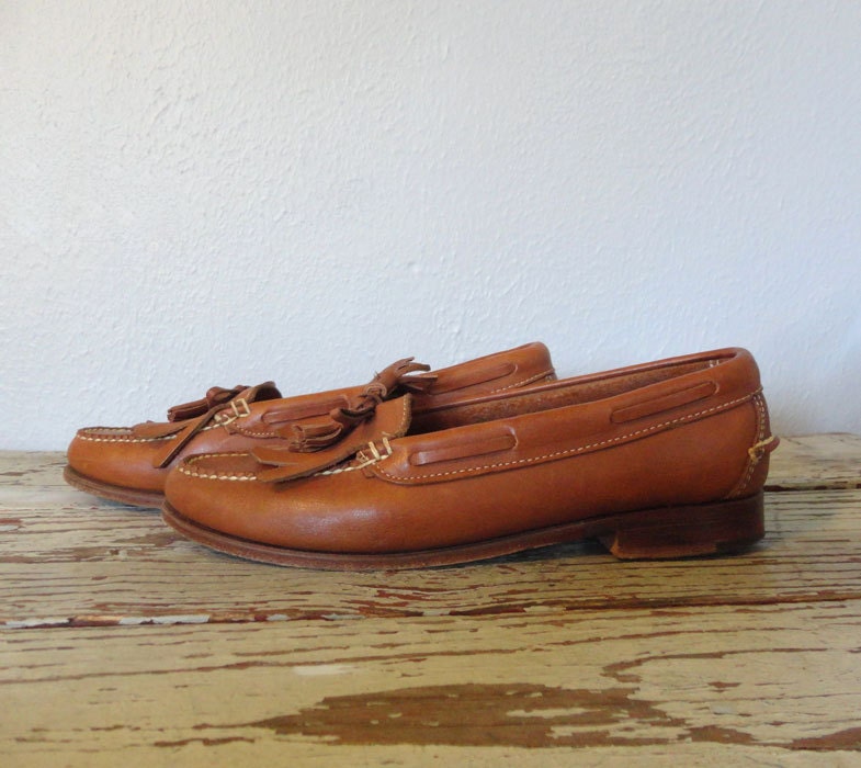 Vintage COLE HAAN Penny Loafers / 90s Deck By BluegrassBooty