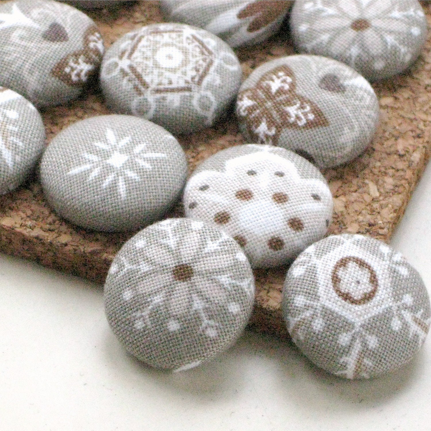 Flurries. . . Set of 16 Fabric Push pins. Snowflake Designer Thumbtacks. Holiday Gift - PaperPumpkin