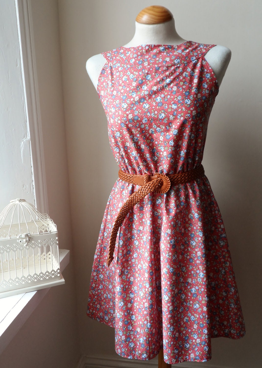 Dress Beautiful Coral Pink Floral Boatneck 50s Inspired Dress XS S M