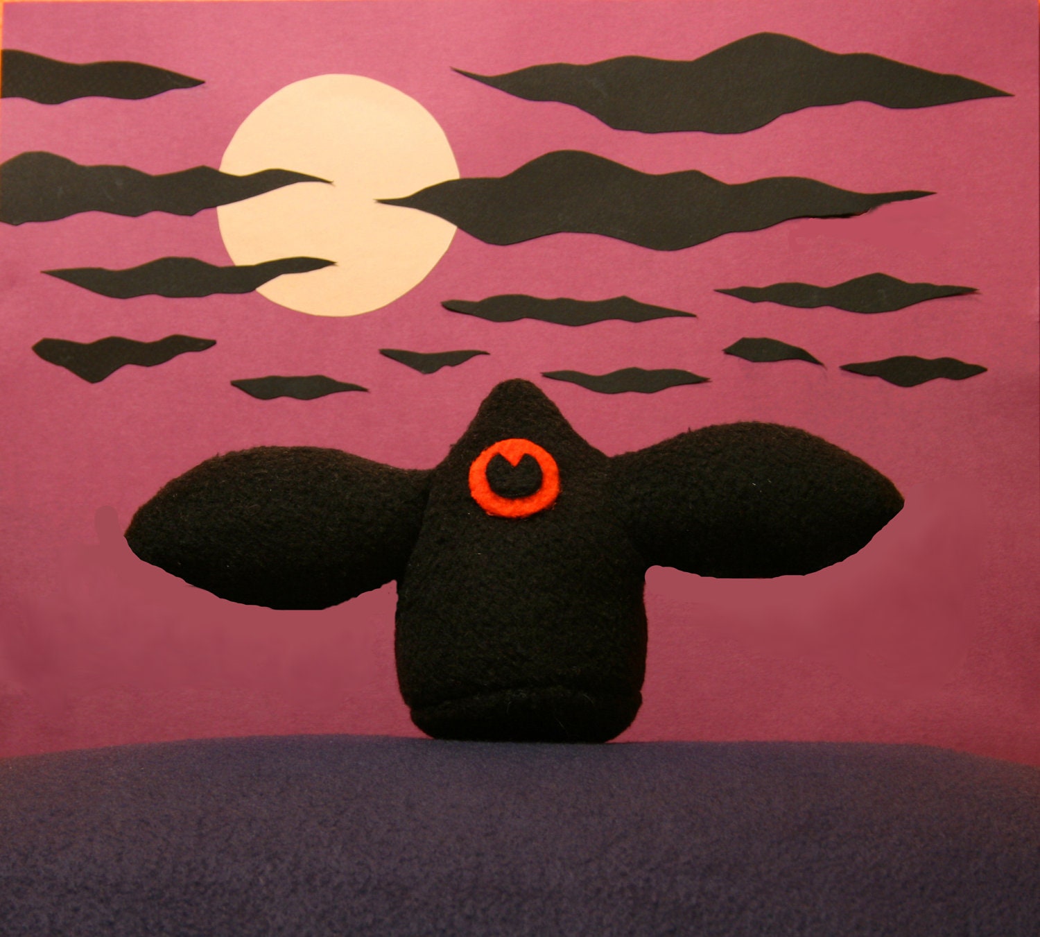 Yumyo Overlord - black and red monster alien plush toy