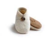 Baby Shoes, Toddler Slippers, from Reclaimed Materials, size 0-12, 6-18 months, Sleigh Ride