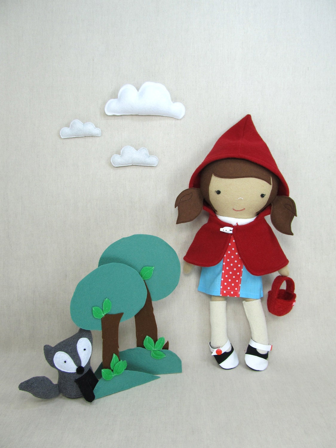 Studio Doll - Red Riding Hood Girl - Molly