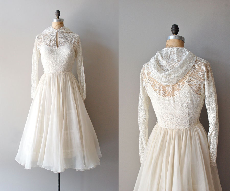 1940s wedding dress / lace 40s dress / Veiled Lace dress