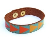 Leather Bracelet - Geometric triangles design