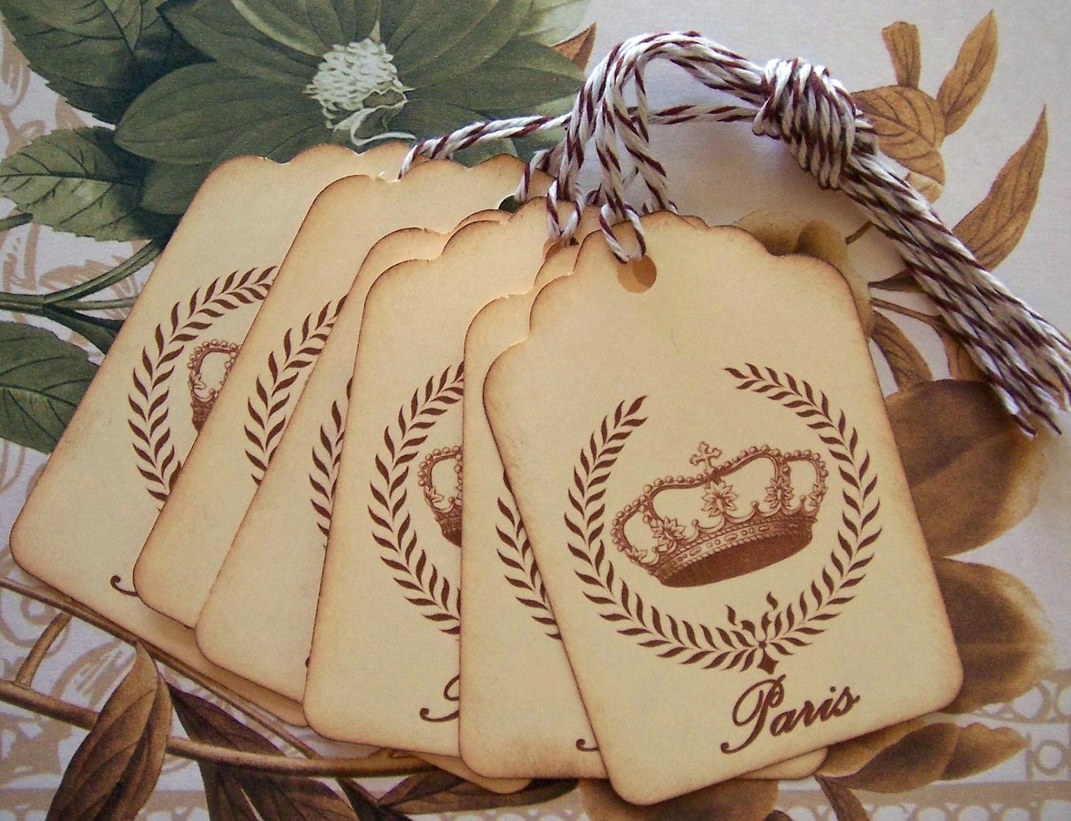 Tags Crown Wreath Vintage Style Paris Gift Tags Price Tags Wedding Wish Tree Favor T037