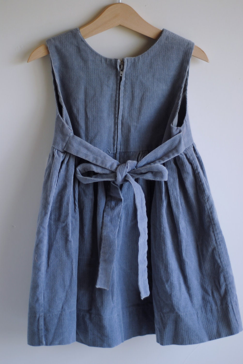 Vintage Little Girl Jumper - Gray Corduroy APPLE (4T)