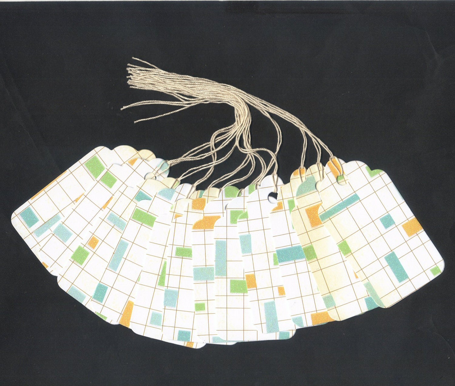 SALE - PreStrung Glittered Checks on White Large Scallop Die Cut Gift Hang Tags (6) C8