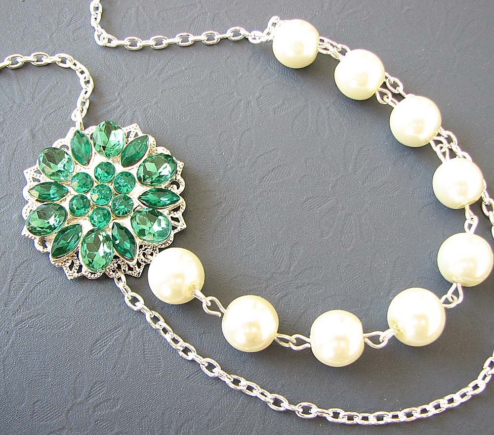 Bridal Jewelry Emerald Necklace Pearl Wedding Jewelry Green Necklace Bib Bridal Necklace