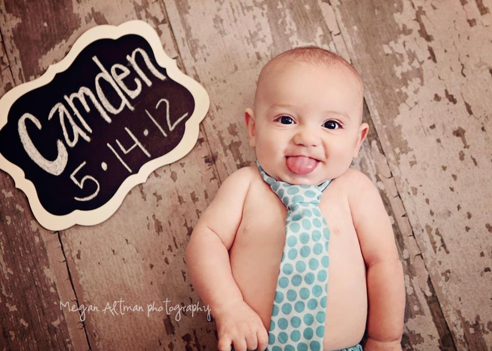 New GRACE STYLE Chalkboard Sign - 8 x 10 Natural Wood Photo Prop Wedding Chalkboards, Buffet Labels, Table Numbers