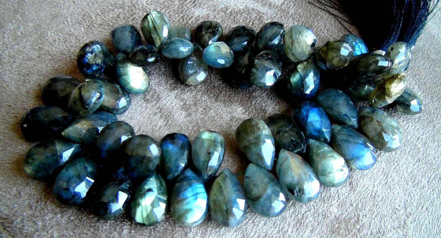 Madagascar labradorite faceted pear LARGE briolette- 15-16mm- 10 brios