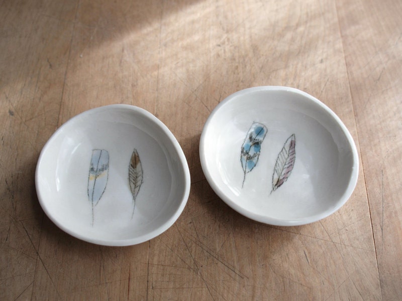small salt and or pepper bowl. a pair. no10