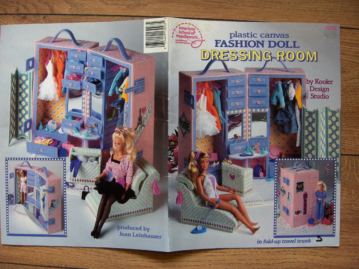 Plastic Canvas Fashion Doll Dressing Room (1991)