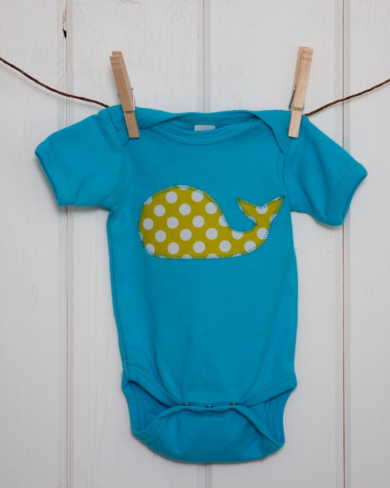Baby Clothing // Bright Aqua Onesie with a Limey Dot Whale // Unisex // Size 0-3 // Newborn Baby Clothes