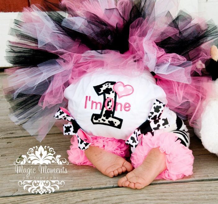 First Birthday Girl Outfit, Cow, Farm, Pink and Black, Bodysuit, Bloomers, Legwarmers