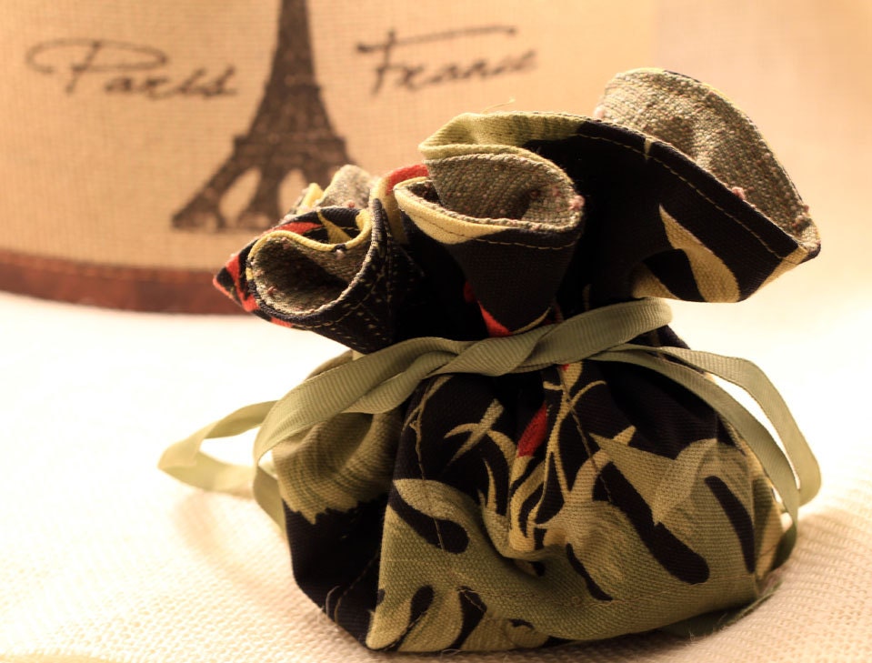 Drawstring Jewelry Pouch - The Nomad Bag