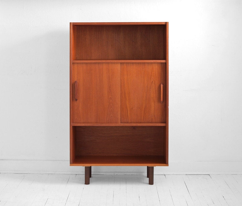 Mid Century Teak Wood Shelf - Wall, Modern, Bookshelf, Retro
