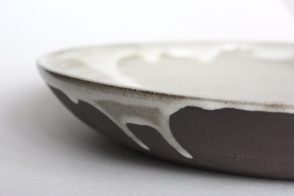 Serving Platter in Chocolate Stoneware