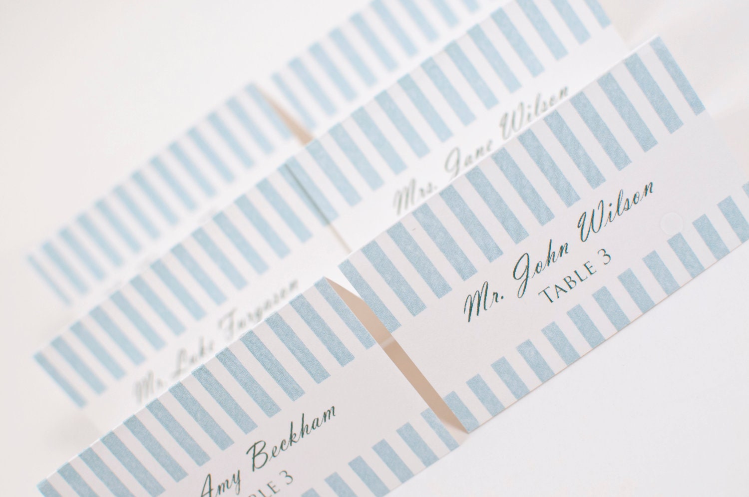 Modern Striped Style Wedding Place Cards  - Escort Cards with Guest Names and Tables