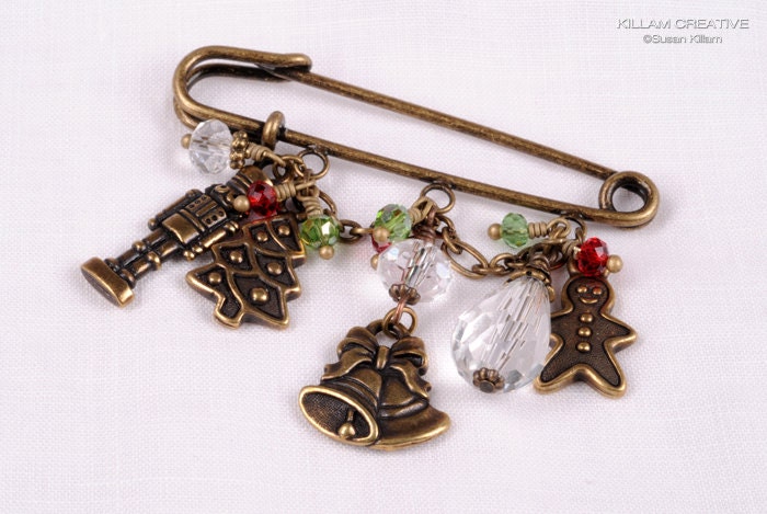 Christmas Pin, Bronze Brooch, Kilt Pin, Scarf Pin, Charm Brooch KC1012
