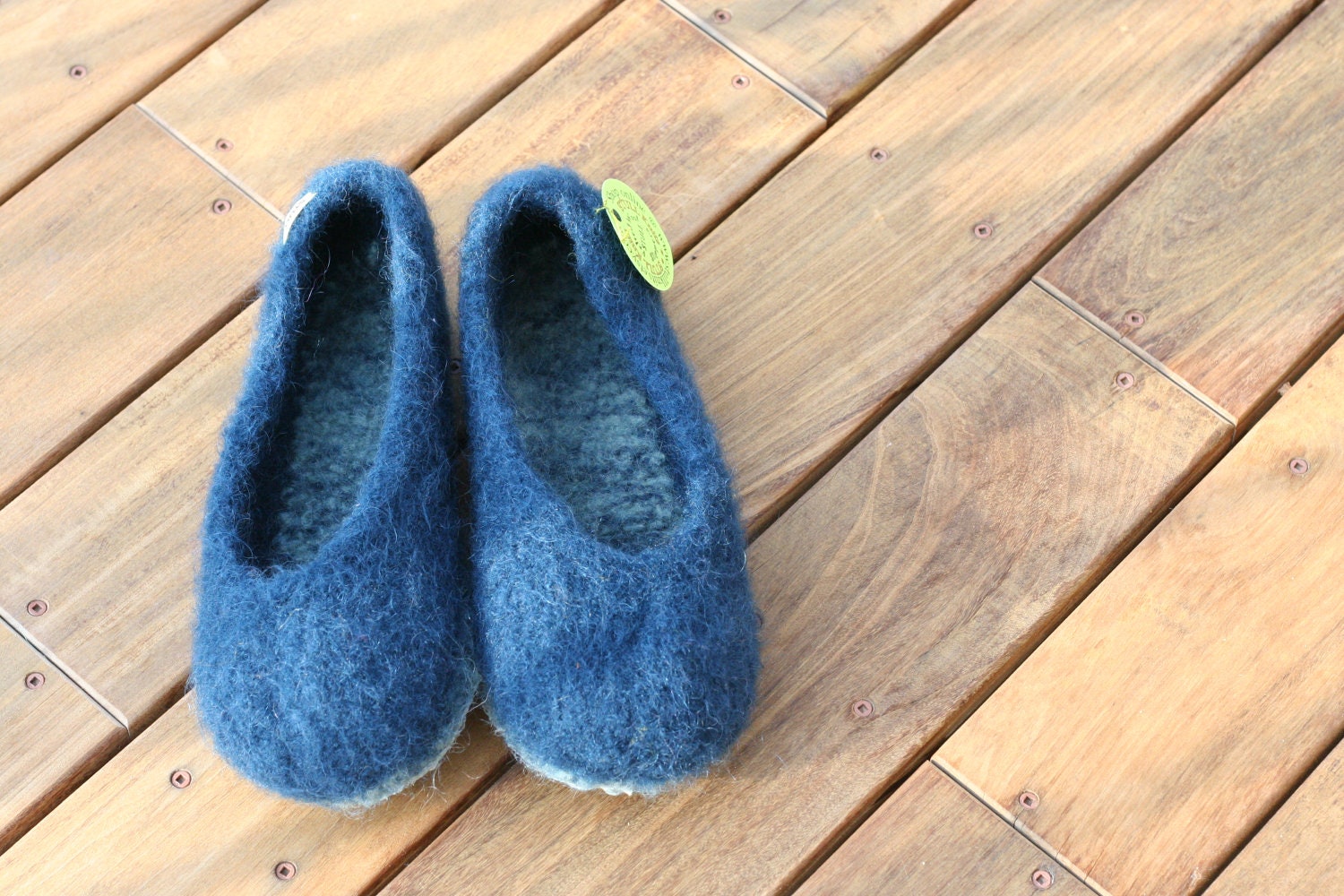 Ready to ship... Wool Felted Stull slippers ...  Dark Aqua ... size womens 11