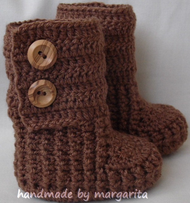 Crochet baby booties with double wooden buttons for NB,0-3M or 3-6M,choose your size and colour