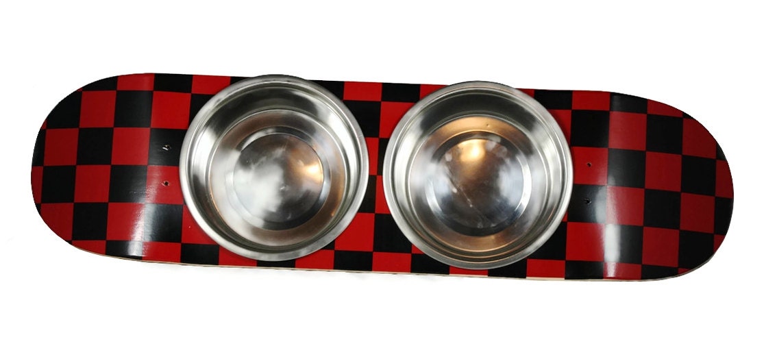 Dog Feeder / Raised Dog Feeder / Pet Feeder / Skateboard / Raised Dog Bowls / Skateboard Dog Feeder / Skateboard Deck