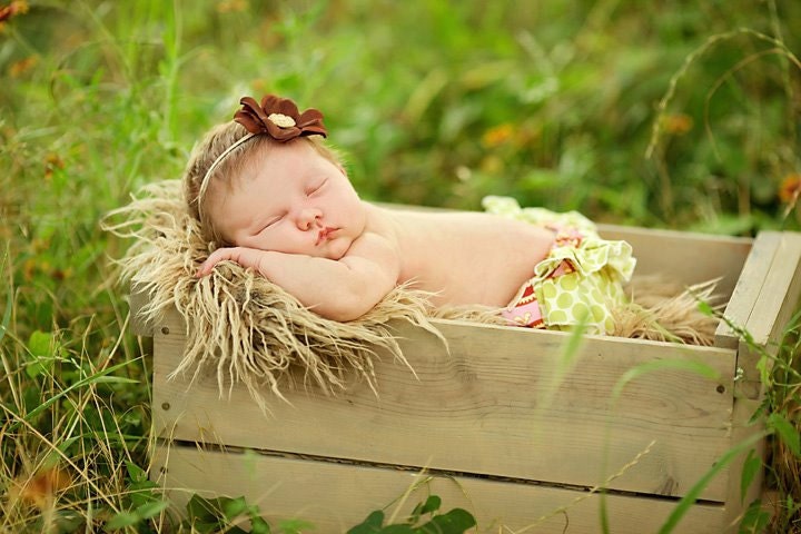 GERMAN CHOCOLATE CAKE - Hydrangea Flower Headband in Brown and Tan