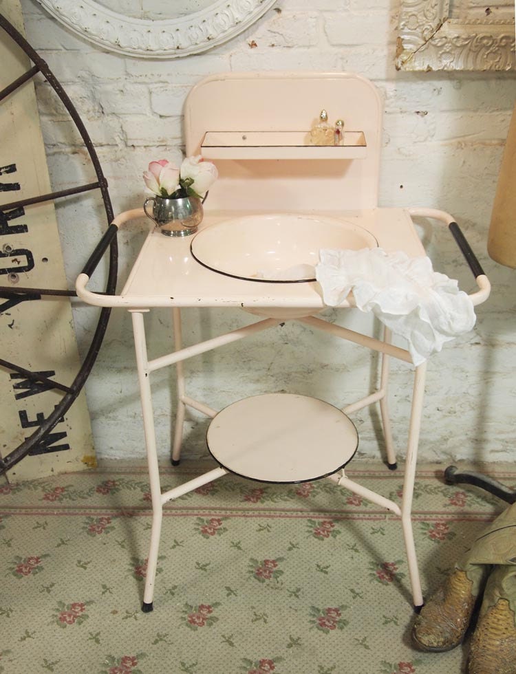 Painted Cottage Chic Shabby Pink Vintage Wash Stand VF290