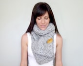 INSTANT DOWNLOAD Pocket Scarf CROCHET pattern chunky winter scarf with pockets pdf for her