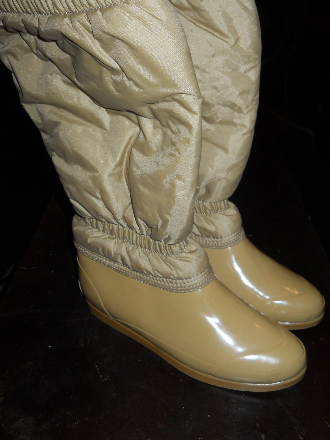 vintage 1980s women WINTER SNOW SLEET and rain boots sporto size 6