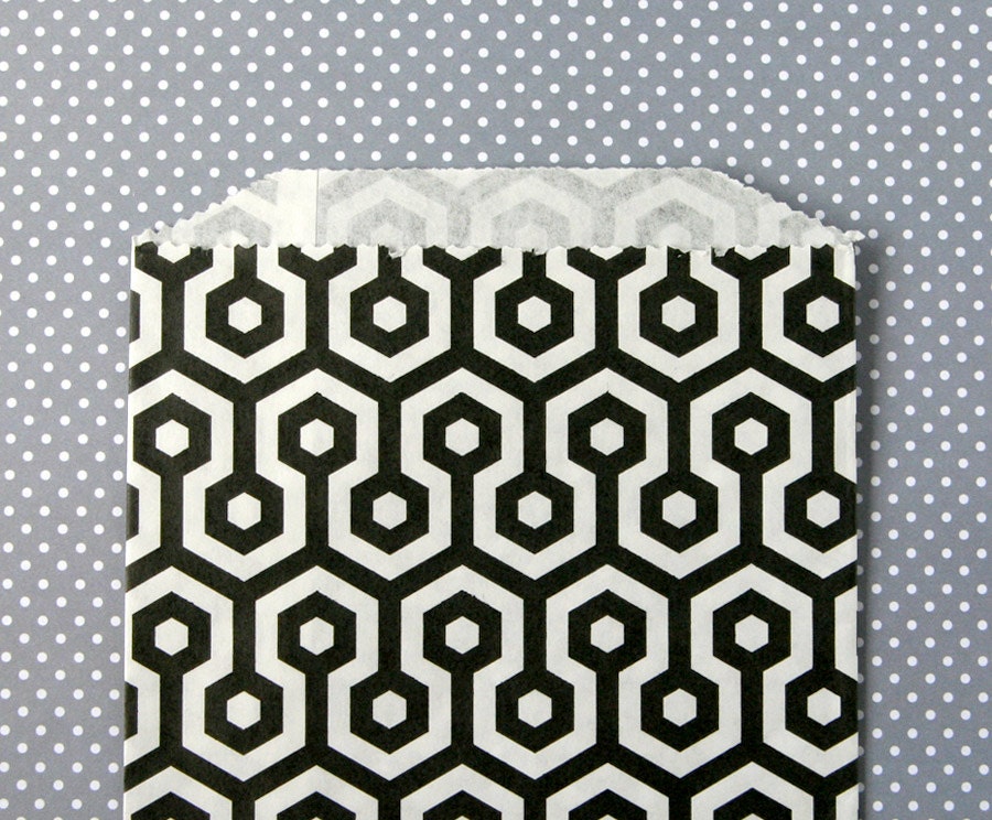 Black Honeycomb Goody Bags / Favor Bags / Treat Bags (20) - 5 x 7.5 inches Il_170x135