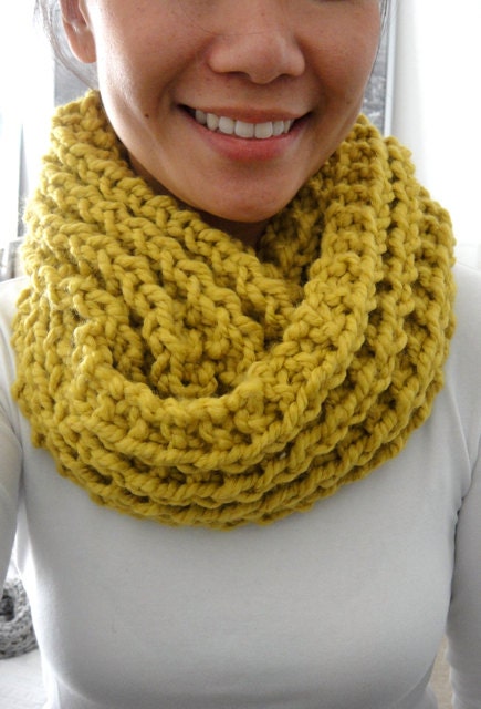 Cameron Chunky Infinity Ribbed Scarf Cowl, Citron Yellow