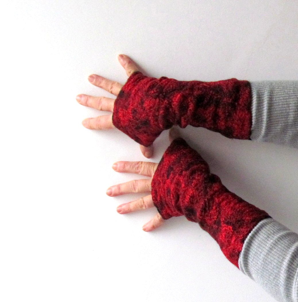 Felted cuffs Black Red fingerless  Mittens -   gift under 50