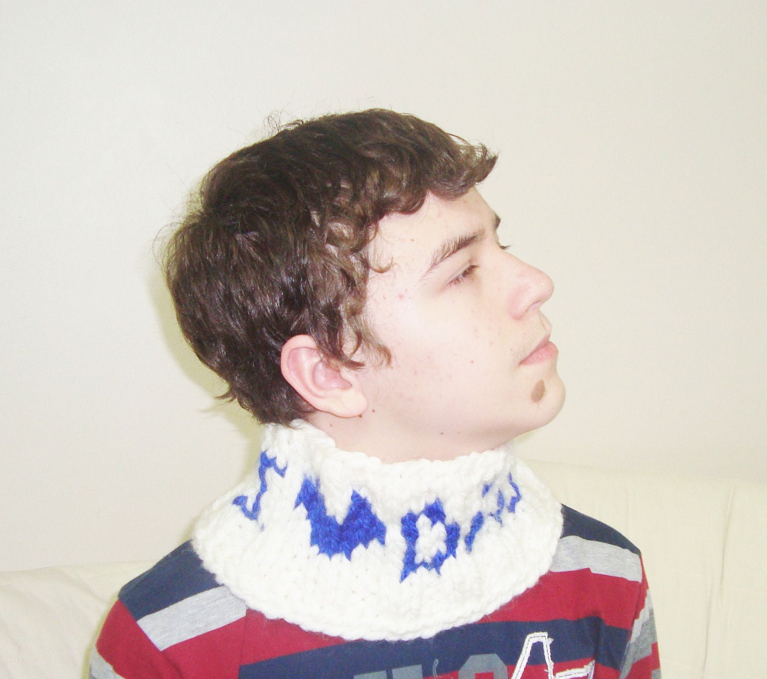 Hand Knit Cowl Scarf for Daddy. I love Dad Personalized Ivory White and Blue. Men's Scarf. Father's Day Gift for Dad, Gift