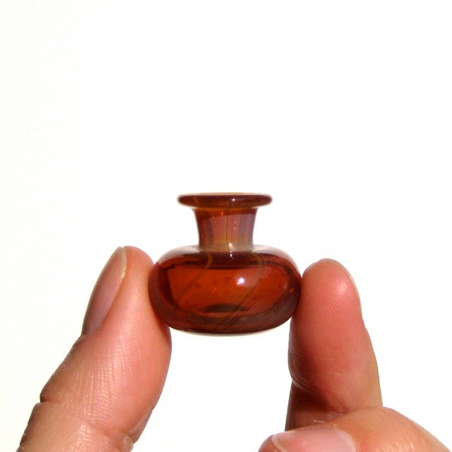 Miniature Vase in Raspberry Amber Glass, Hand Blown Glass - Tiny Dollhouse Miniature
