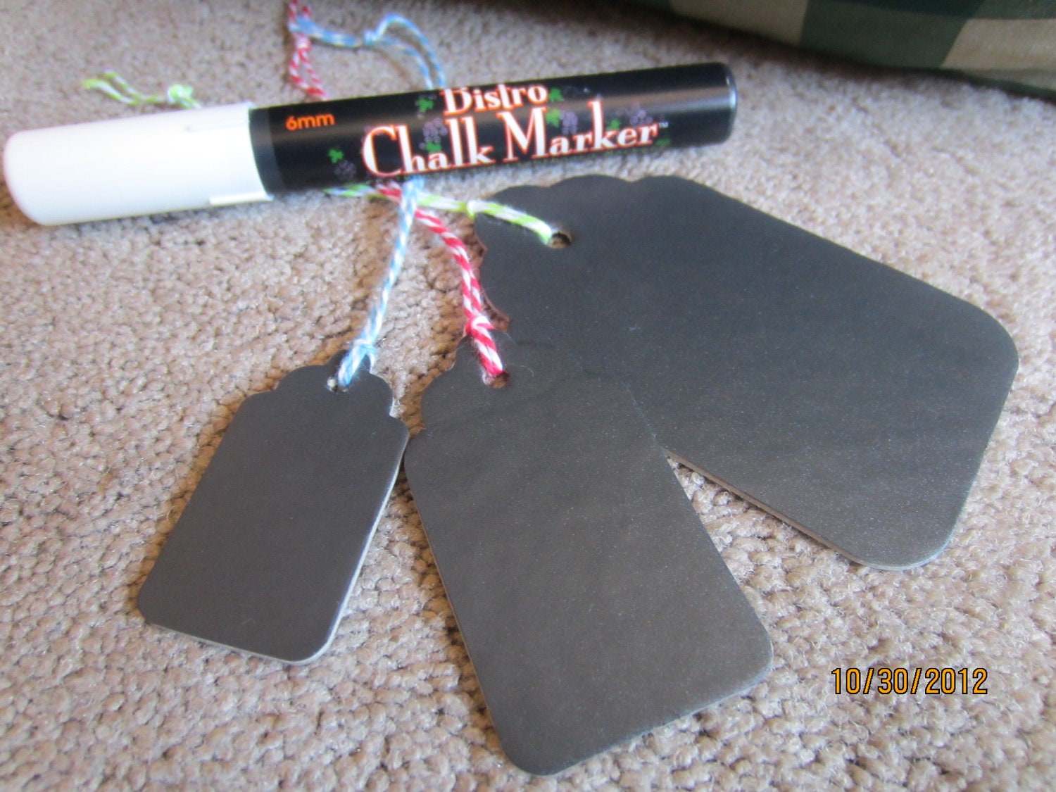 Gift Tag Kit- DIY Gift Tags-White Chalkboard Marker with Vinyl Chalkboard Tags-Gift Wrap Labels-Vinyal Chalkboard Chipboard Tags