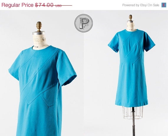 SALE....two day sale // 1960s dress large xl / 60s blue shift dress : Under Water