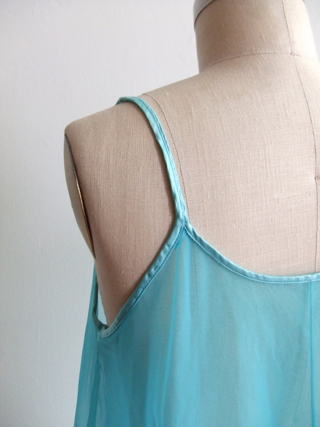 SALE////vintage 1960s tourquise blue nylon chiffon baby doll lingerie