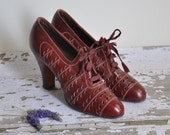 s a l e...vintage rare 1930s burgundy plume Rag Time swing dancing shoes